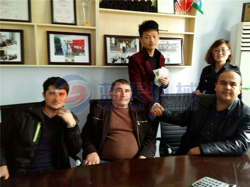 Japanese customers come to visit our factory and try to buy our high quality mushroom dryer