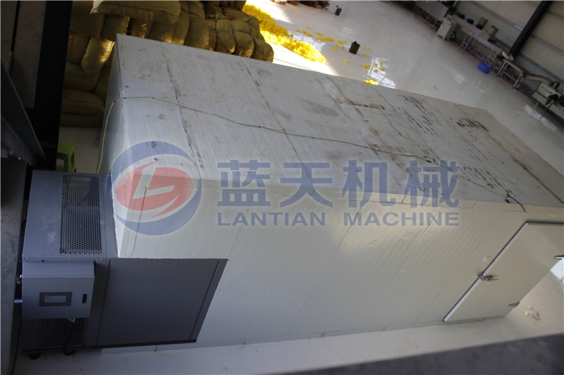 Our beetroot dryer machine have good quality and high performance